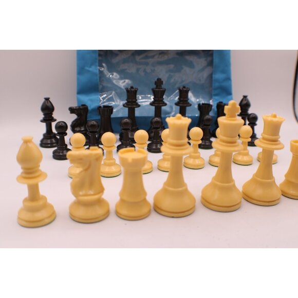 Complete Set Chess Pieces Black Tan Board Games Blue Zippered Case Resin Acrylic - Picture 4 of 11